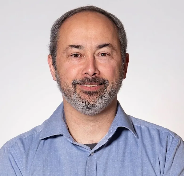 Dr. Esteban Pino Quiroga